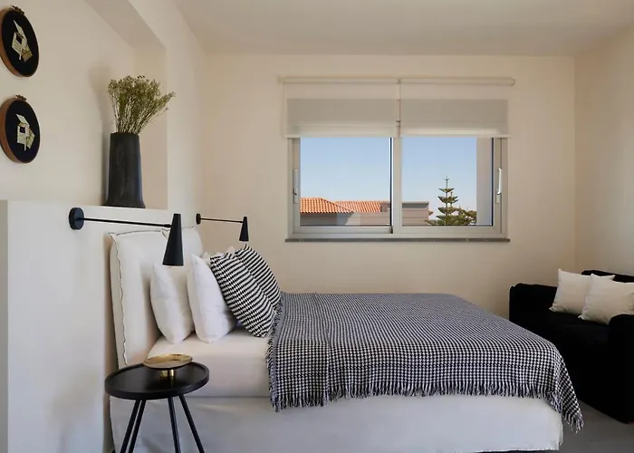 Willa Kastellakia Executive *