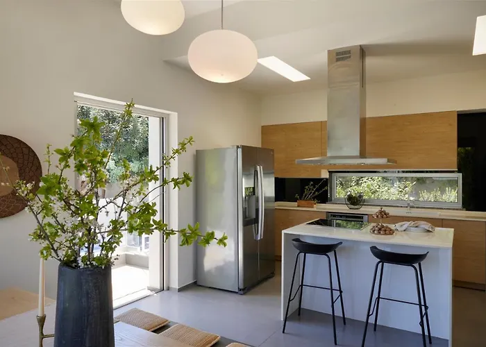 Kastellakia Executive *