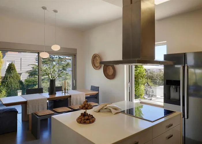 Kastellakia Executive Villa *